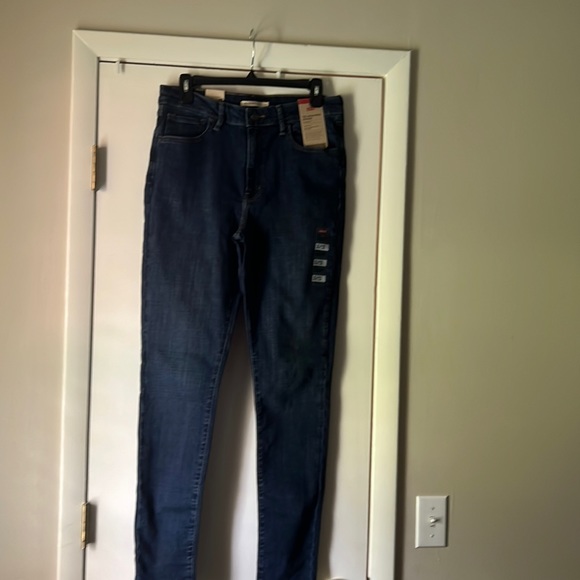 New Levi’s 721 High-Rise Skinny Jeans - Picture 1 of 3